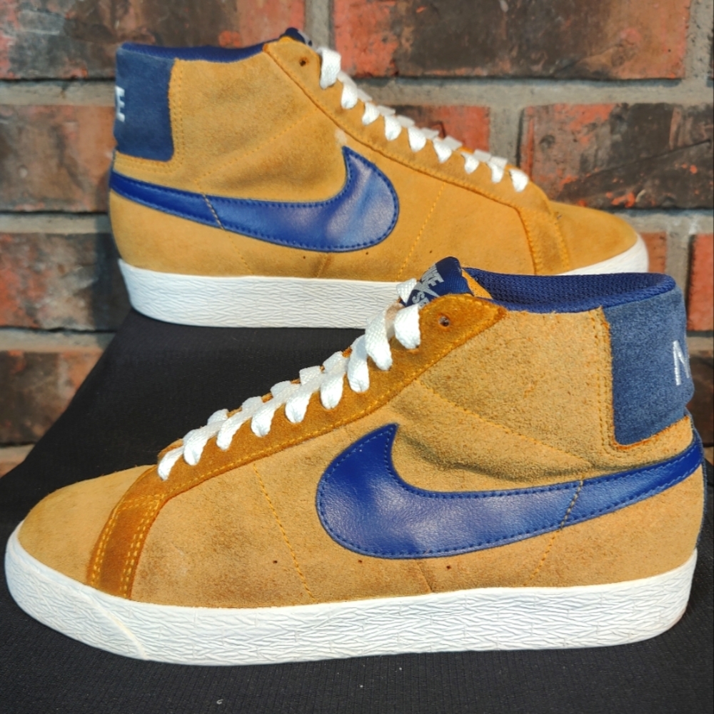 Mens Vintage(2009) Nike "The Gold Leaf" Blazer SB "UCLA"